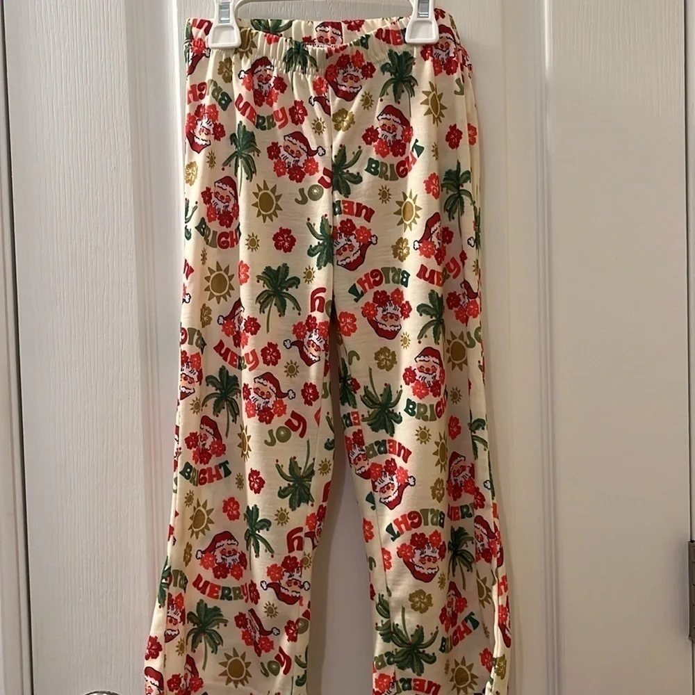 🆕Boys Santa Holiday Pajama 2-Piece Set Red and Cream Size 4
